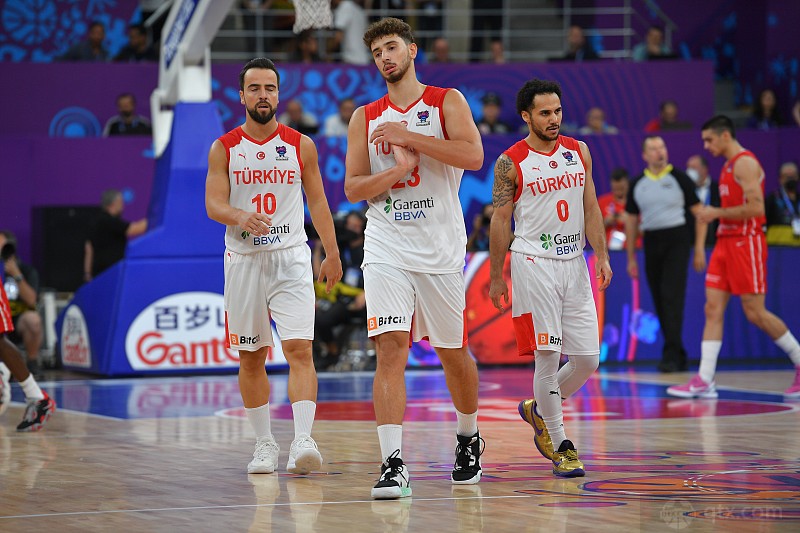 土耳其男篮正在征战2022年男篮欧洲杯的比赛