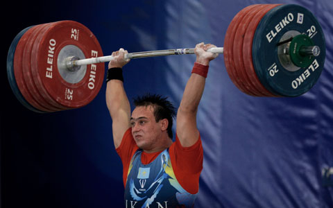 男子94公斤挺举世界纪录是多少