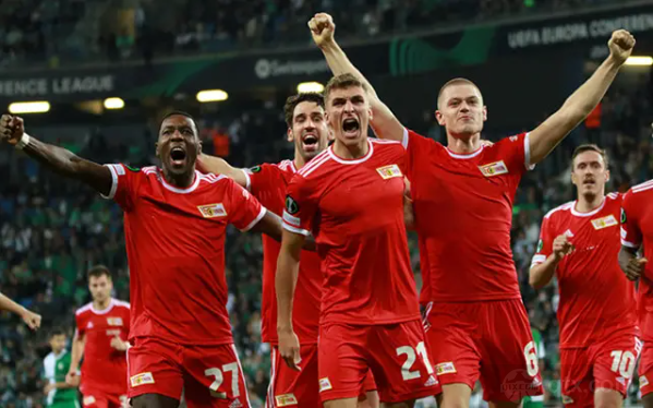 柏林联合队史首次排名德甲榜首 18-19赛季才登陆德甲