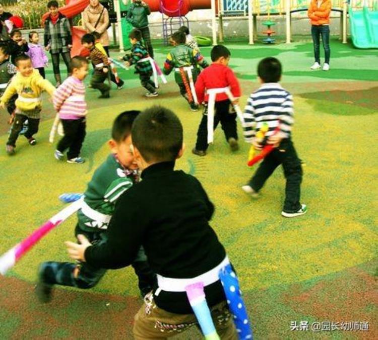 40种幼儿自制体育器材「40种自制幼儿体育器械让孩子爱上户外游戏」