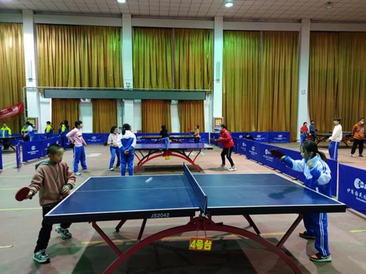 新疆兵团四师六十八团中学双减为特色乒乓球教学注入活力