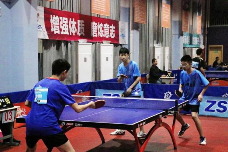 东莞市中小学生乒乓球比赛「龙川学校首次征战省级中小学生乒乓球联赛喜获佳绩」