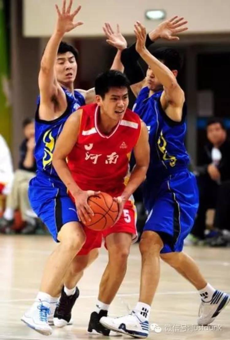 郑州篮球队员「郑州业余篮球赛场上的明星们|你认识几个」