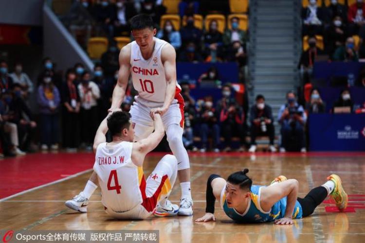 中国男篮对阵哈萨克「主打高大锋线新帅乔尔杰维奇首秀中国男篮击败哈萨克斯坦」