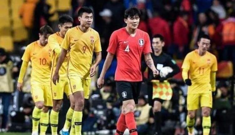 中国足球不如日韩「潜意识里就没想赢日韩中国足球真是拒绝成长」