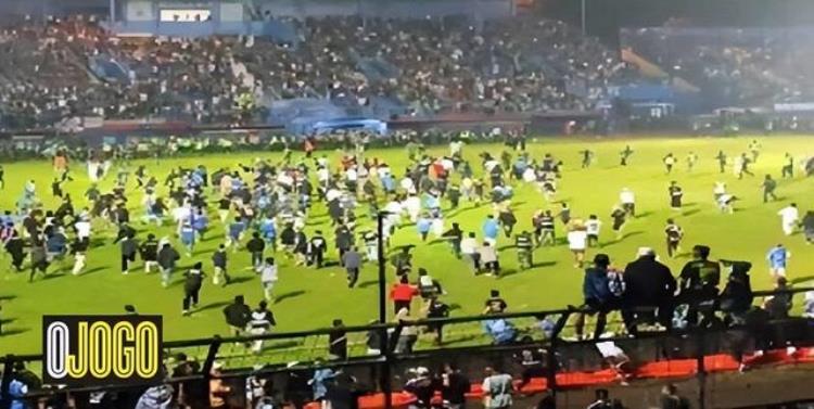 印尼足球联赛打架处理结果「揭秘印尼足球曾进世界杯世界排名比国足低77位假球暴力横行」