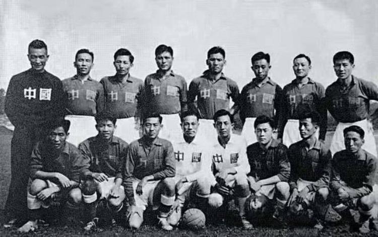 中国男足70年代「回顾七十年的历届中国男足球衣发展史哪一款是你的最爱」