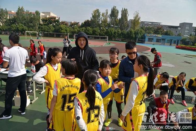 东山学校贴吧「东山学校男女篮球队双双晋级2018区决赛阶段比赛」