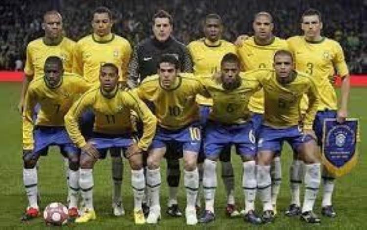 巴西队历届世界杯名次「巴西世界杯历届阵容02年3R率五星巴西无人能挡14年内马尔扛旗」