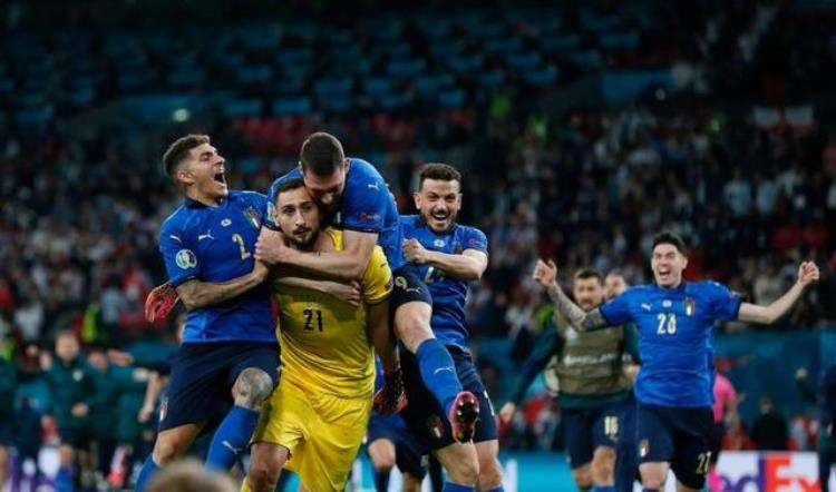 世界十大足球国家排名「世界上十大足球强国阿根廷榜上有名法国位列其中」