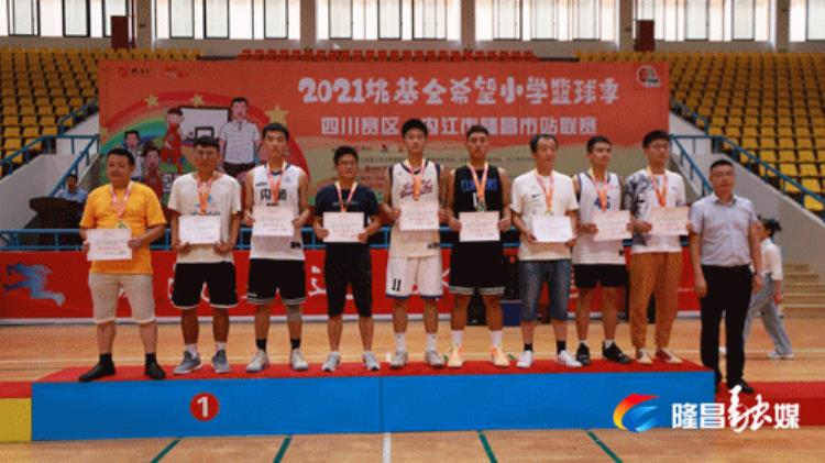内江篮球俱乐部「棒内江这支篮球队将出征全国总决赛」