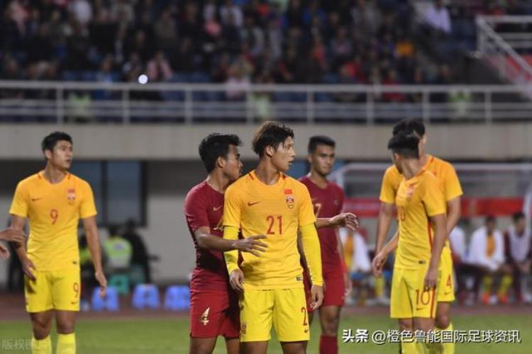 中国男足新一届国家队名单出炉这名单的问题就是有泰山队的球员