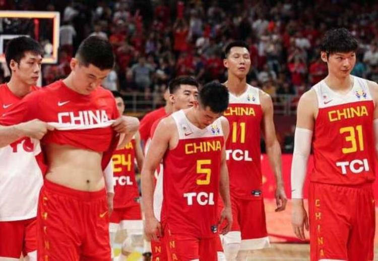 男篮世界杯积分榜14队晋级仅剩两名额中国输生死战遭淘汰