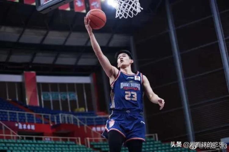不出意外的话这五名不到20岁的年轻人将成为中国男篮首发球员