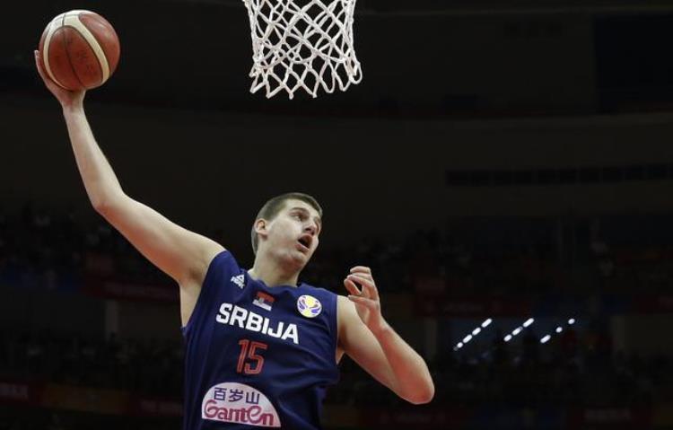 塞尔维亚男篮公布欧锦赛12人名单约基奇米西奇在列