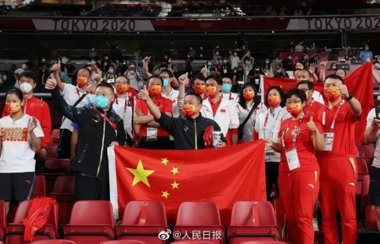 你可以永远相信国乒中国乒乓女团3:0完胜日本队解说一句话冲上热搜新闻早七点