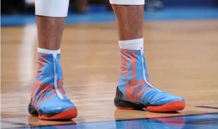 杜兰特 乔治「NBA球星穿的奇异球鞋杜兰特的长筒靴乔治新鞋被吐槽像足力健」