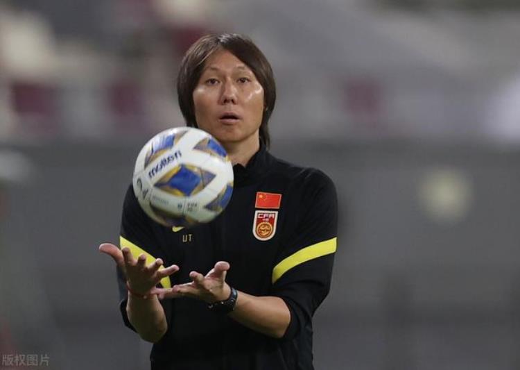 国足球员张琳芃「难怪中国足球上不去从张琳芃的训练笔记说起」