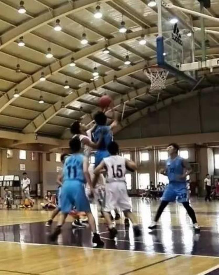 威武泰达国际学校获天津市李宁杯篮球冠军