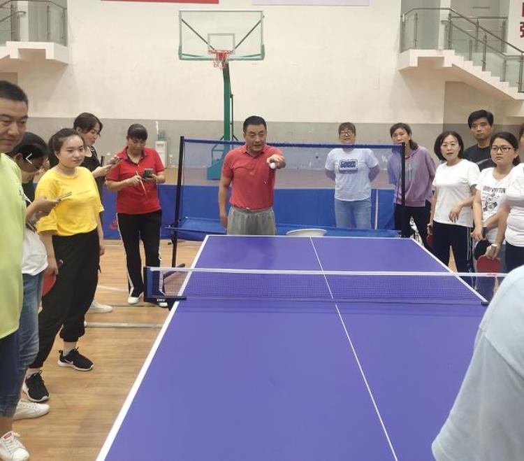 体育中心乒乓球培训「西咸新区沣东新城举办乒乓球社会体育指导员培训班」
