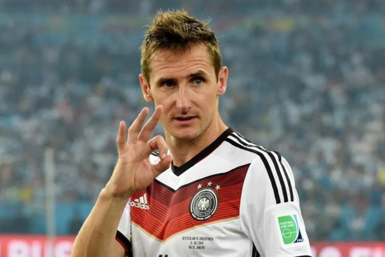 德国足球史上十大球员「德国足球史上的十大球星」