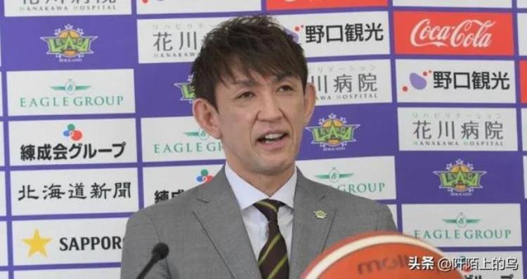 日本篮球名单「日本篮球界的活化石曾与中国男篮三代对抗52岁宣布退役」