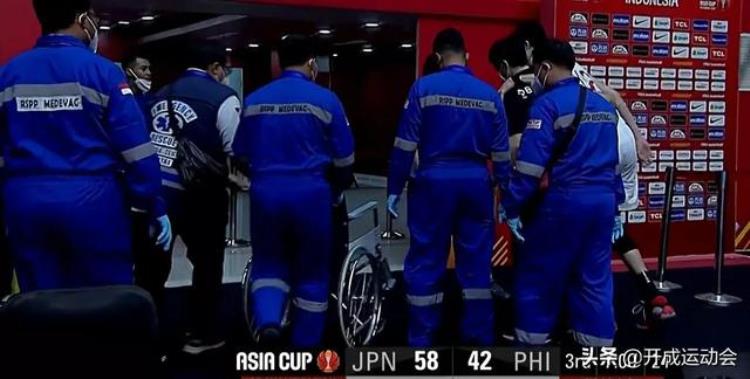日本nba球员渡边雄太「日本男篮噩耗渡边雄太脚踝90度扭伤坐轮椅退场」