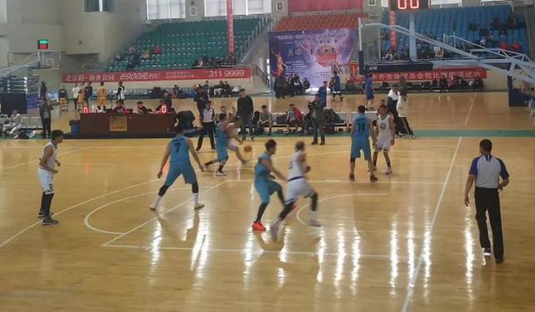 乌鲁木齐市篮球比赛「乌鲁木齐市民运动会篮球联赛总决赛举行」