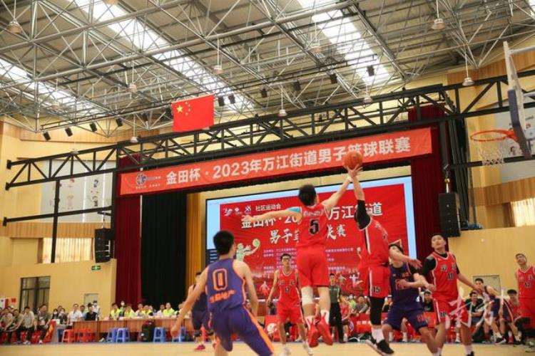 南方观察24天64场万江男篮联赛再燃篮球城市热情