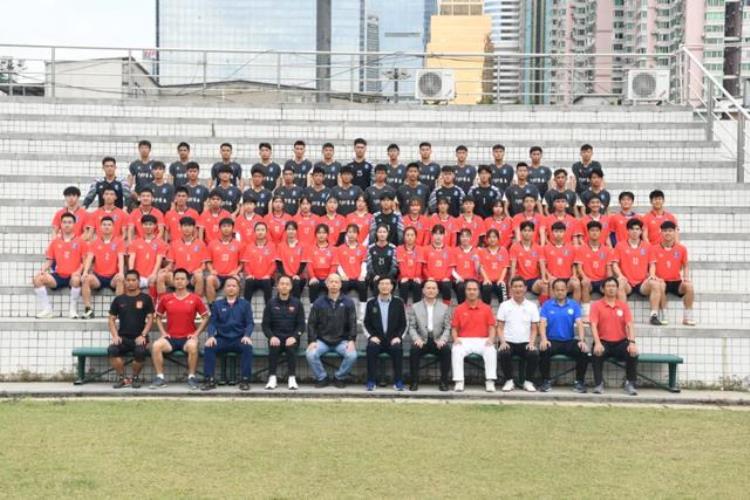 少年中国省长杯独揽三冠国内首个足球学院结出硕果