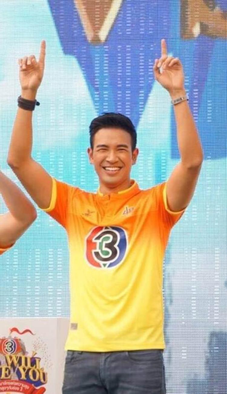 泰国足球联赛冠军「泰国3台48周年台庆足球赛分队抽签众男星悲喜二重天」