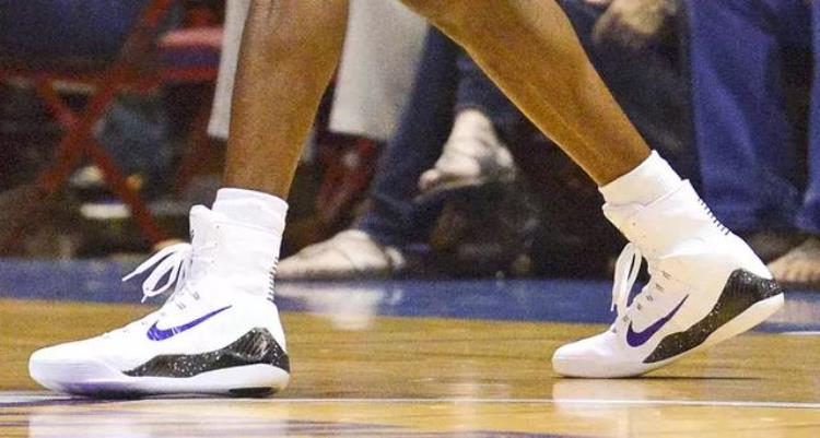 科比球鞋哪一代最好 科比系列篮球鞋介绍「回顾19双科比历代球鞋你最喜欢哪一双」