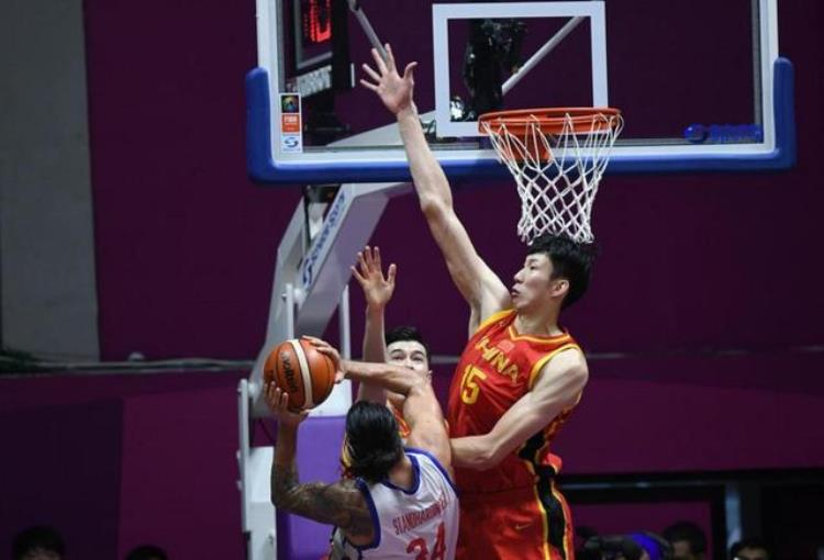 中国进去nba人员「297分19板48帽中国进入NBA的6名球员前一年都是什么表现」