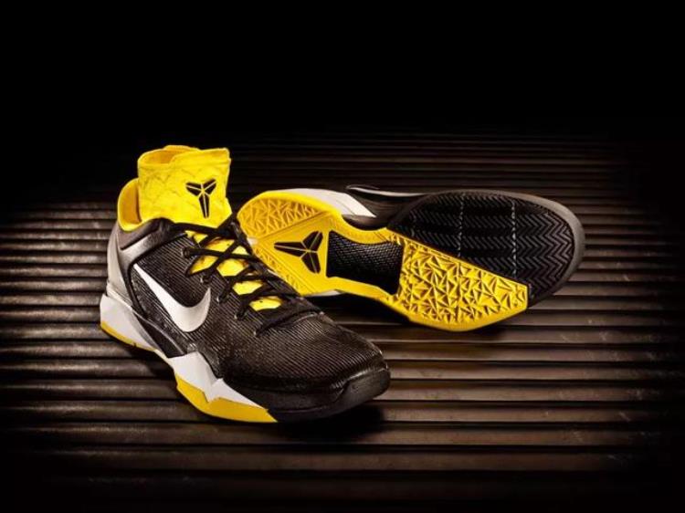 科比球鞋哪一代最好 科比系列篮球鞋介绍「回顾19双科比历代球鞋你最喜欢哪一双」
