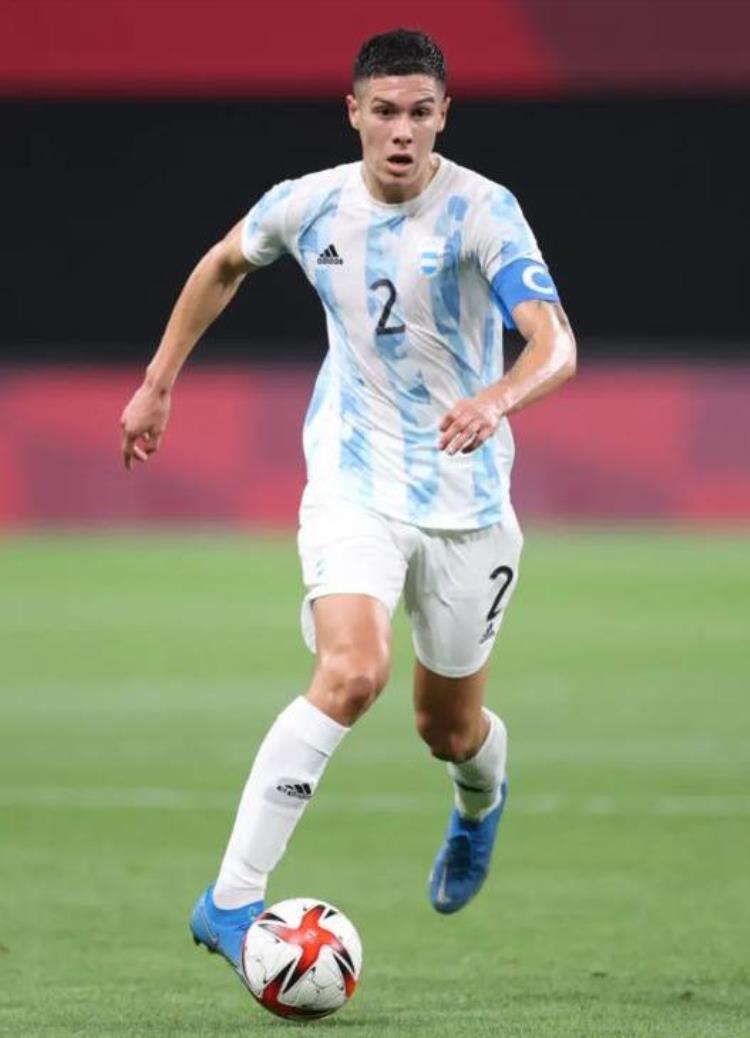 阿根廷年轻球员「彻底年轻化阿根廷队公布新一期大名单多位小将入选引人注目」