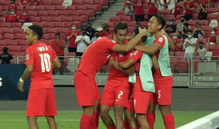 新加坡联赛中国夺冠「20新加坡队大爆发送对手4连败携手泰国队出线创3大纪录」