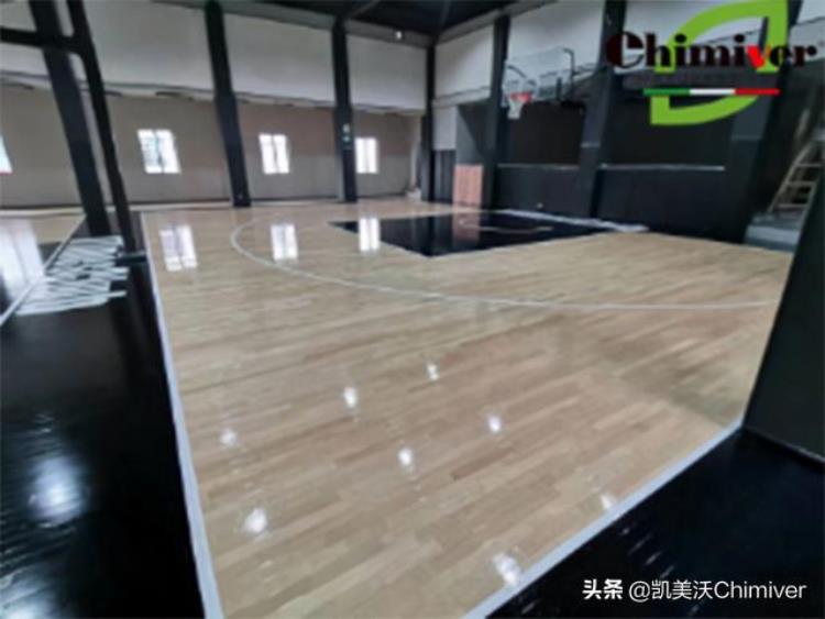 运动地板画篮球场用什么油漆「篮球馆木地板彩漆绘图上色有哪些经典的配色介绍」