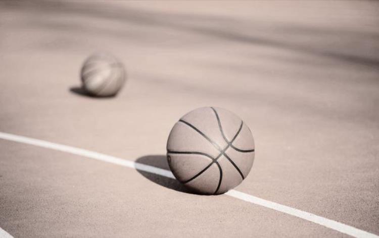 关于篮球的体育活动「走近篮球运动体育项目」
