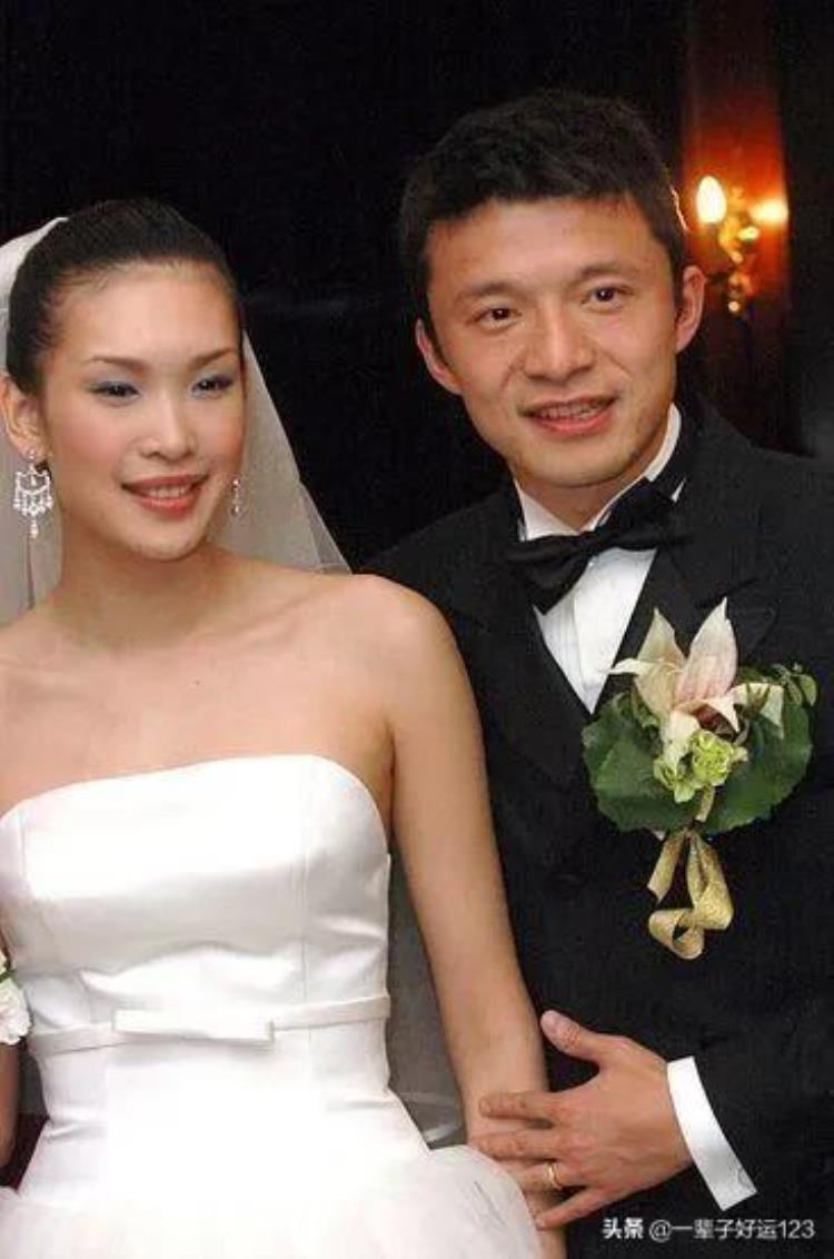 范志毅最新老婆「范志毅三位妻子年龄递减谢晖离婚后索性娶洋妞申花旧将不得了」