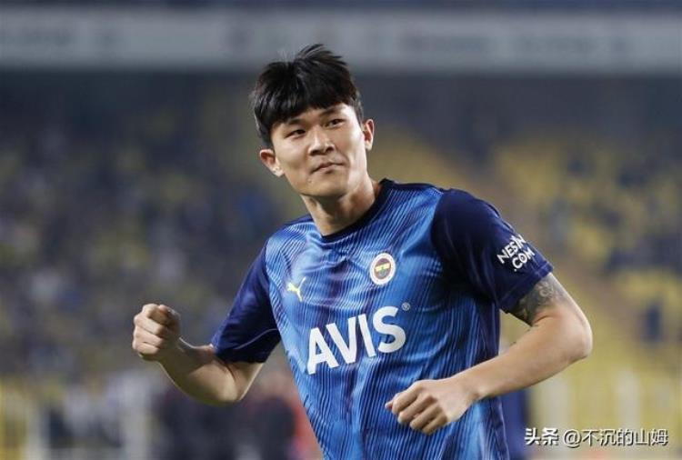 在欧洲效力的日本球员「盘点那些在欧洲五大联赛效力的日韩球员多达24人在列」